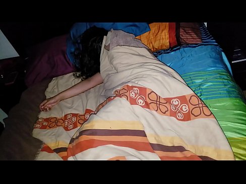 ❤️ Patėvis bara savo jauną pamotę, kol ji miega. ❤ Seks video prie lt.hdporn24.ru